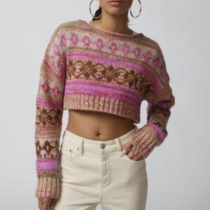 Urban Outfitters Ultra-cropped UO sweater Size Small